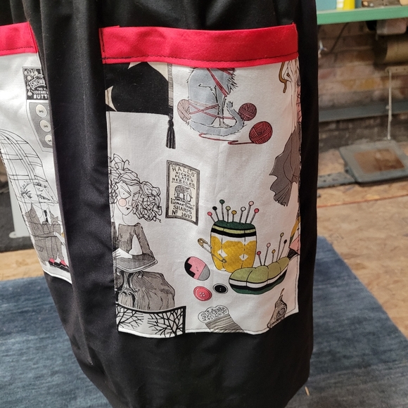 Seamstress sewing print apron baking osfm - Picture 4 of 7